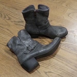 Ankle booties size 7
